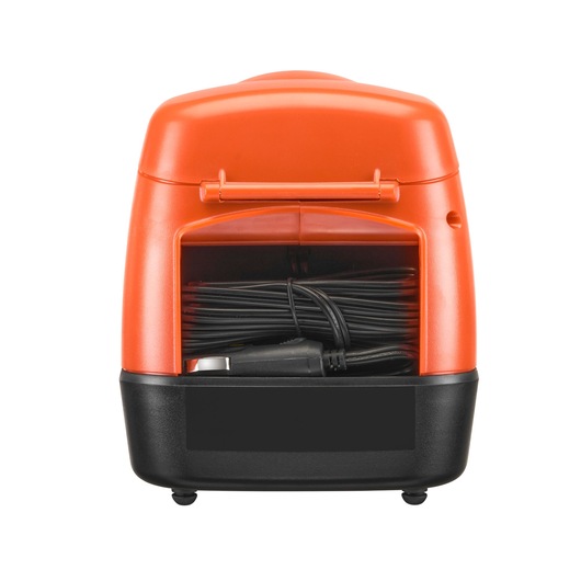 Een vooraanzicht van een oranje en zwart draagbaar product met een opbergvak waarin een opgerolde kabel ligt. Het ontwerp is compact en het deurtje van het vak is open, waardoor de kabel zichtbaar is.