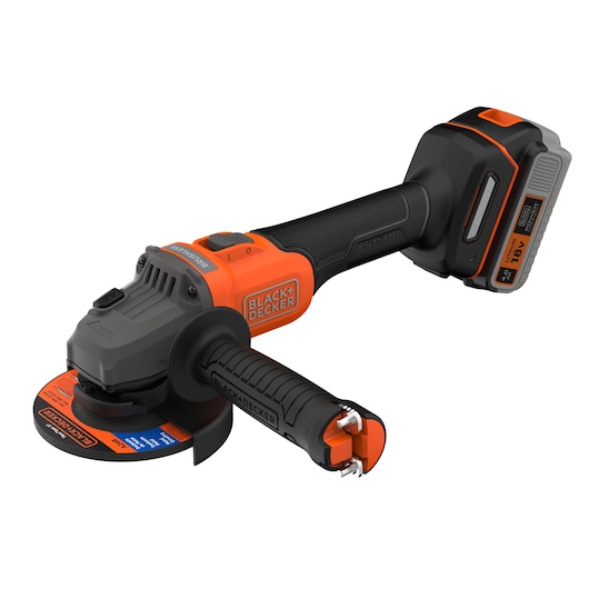 Draadloze BLACK+DECKER haakse slijper met een zwart en oranje ontwerp, voorzien van een borstelloze motor en afneembare accu.