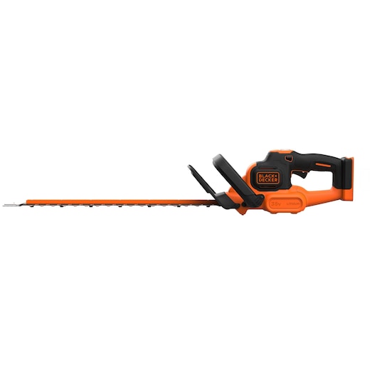 Vue latérale d'un taille-haie sans fil 36V BLACK+DECKER au design orange et noir, doté d'une longue lame et d'une poignée ergonomique.