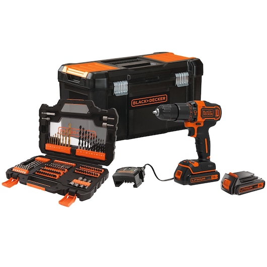 BLACK+DECKER draadloze boormachine set met accessoires, inclusief gereedschapskist, boorbits, oplader, twee 18V lithiumbatterijen en een accessoirekoffer.