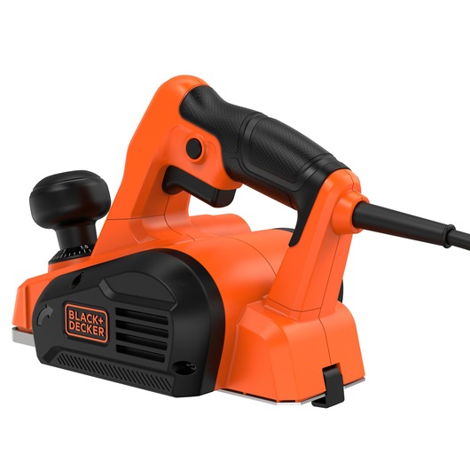 Photo de rabot électrique BLACK+DECKER BEW712 orange et noir, vue en angle sur fond blanc.