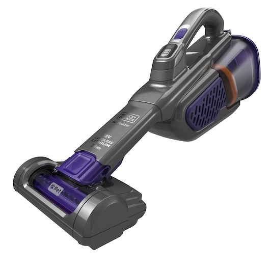 Een draadloze handstofzuiger van BLACK+DECKER, model BHHV520BFP, met een paarse en grijze uitstraling en een borstelaccessoire, afgebeeld op een witte achtergrond.