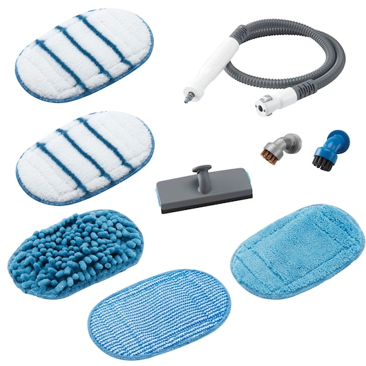 BLACKDECKER FSHSMA reinigingsaccessoirekit met diverse blauwe en witte pads, borstels, slang en plat opzetstuk, bovenaanzicht.