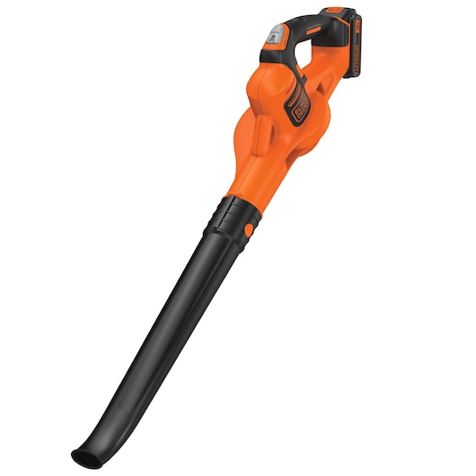 BLACKDECKER GWC1820PCB oranje draadloze bladblazer, zijaanzicht op witte achtergrond.