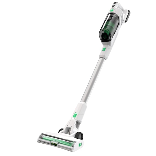 Un aspirateur balai sans fil de couleur blanche et verte, présenté sur un fond blanc. L’aspirateur possède un long manche, un réservoir à poussière transparent et une tête de brosse motorisée.